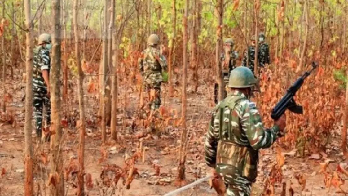 छत्तीसगढ़ में बड़ा नक्सली हमला, 8 जवान व 1 ड्राइवर शहीद