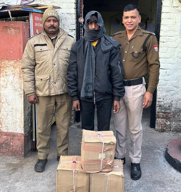 मुखानी पुलिस ने अवैध शराब के साथ एक व्यक्ति को किया गिरफ्तार