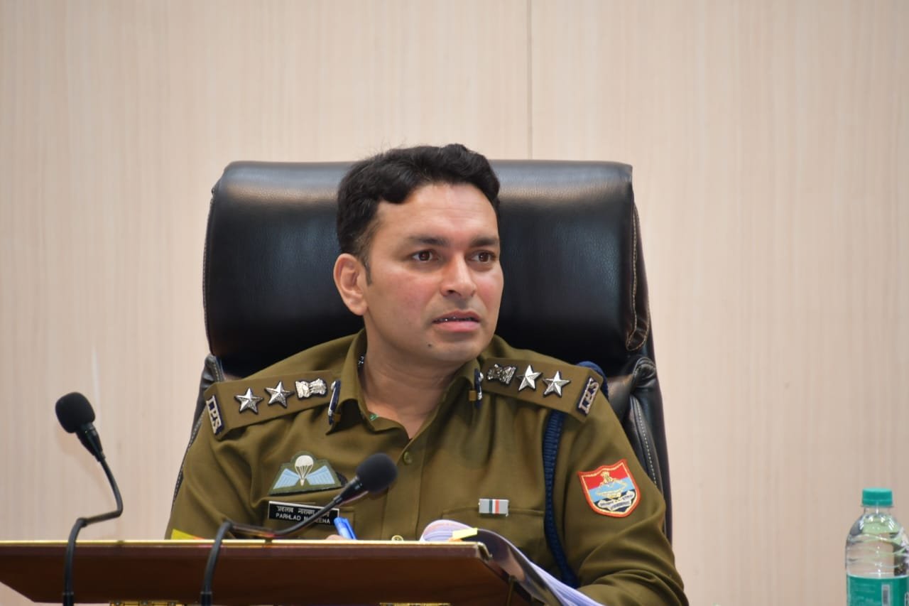 एसएसपी नैनीताल ने अपराध समीक्षा गोष्ठी का किया आयोजन, पुलिस अधिकारियों और कर्मचारियों के कसे पेंच
