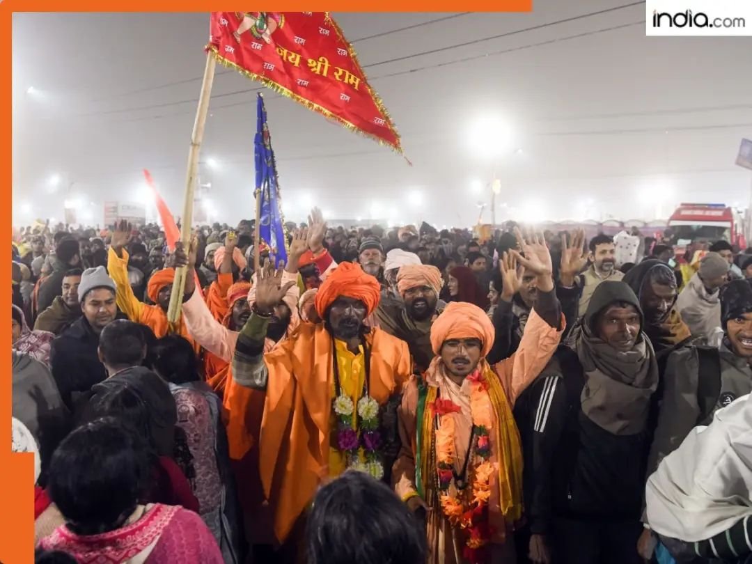 मकर संक्रांति पर साधु-संतों और श्रद्धालुओं ने लगाई पवित्र संगम में डुबकी, लाखों की संख्या में पहुंचे श्रद्धालु