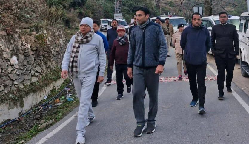 दो दिवसीय दौरे पर सीएम धामी पहुंचे जौनसार-बावर, योजनाओं का लिया जायजा