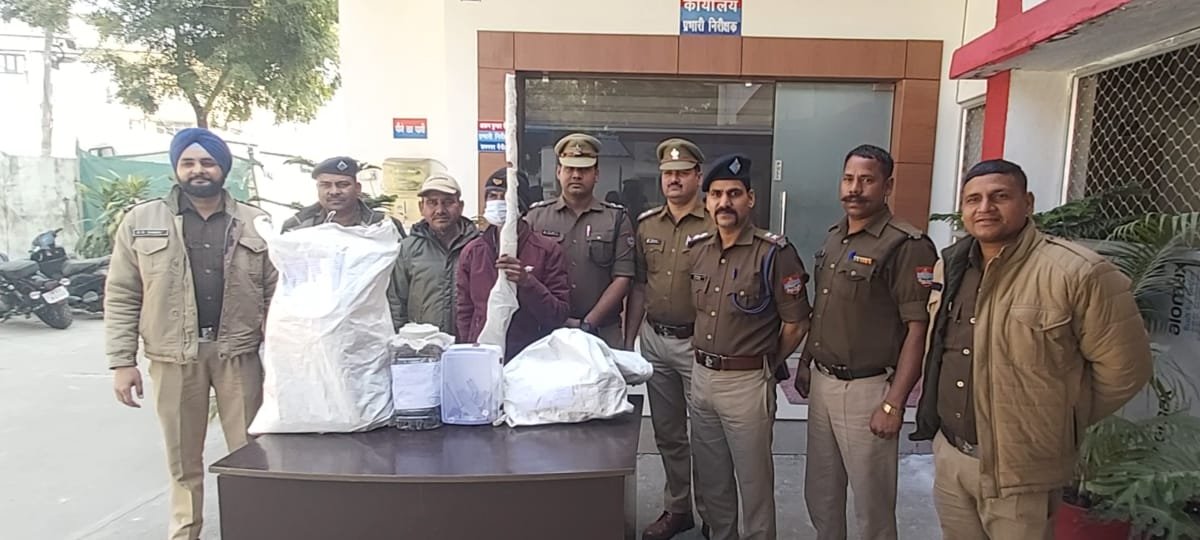 3 अवैध हथियारों और असलाह बनाने वाली मशीन के साथ 01 अभियुक्त गिरफ्तार