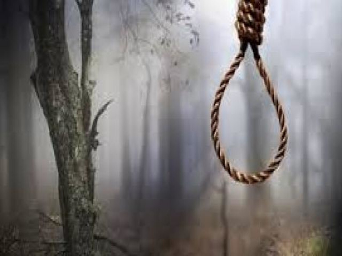 21 वर्षीय युवक का शव सिडकुल में पेड़ से लटका मिला, परिजनों ने जताई हत्या की आशंका