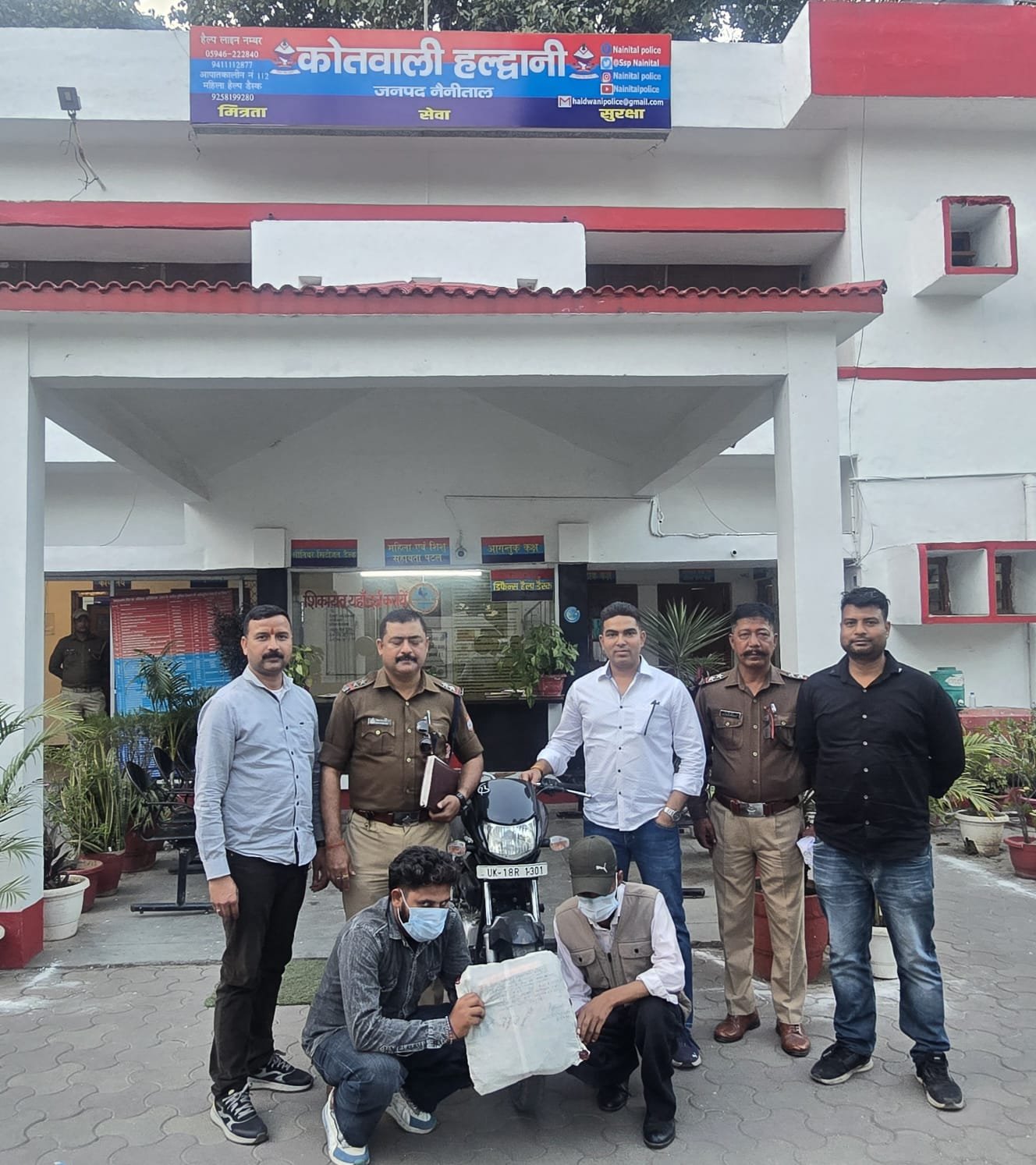 2 लाख रुपये की अफीम के साथ 2 नशे के तस्करों को SOG/हल्द्वानी पुलिस ने किया गिरफ्तार