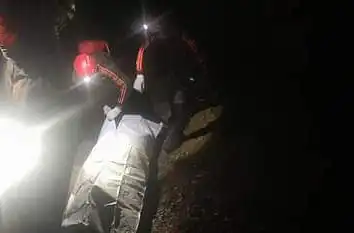 उत्तराखंड में यहां देर रात गहरी खाई में गिरी स्कूटी, 3 लोगों की दर्दनाक मौत