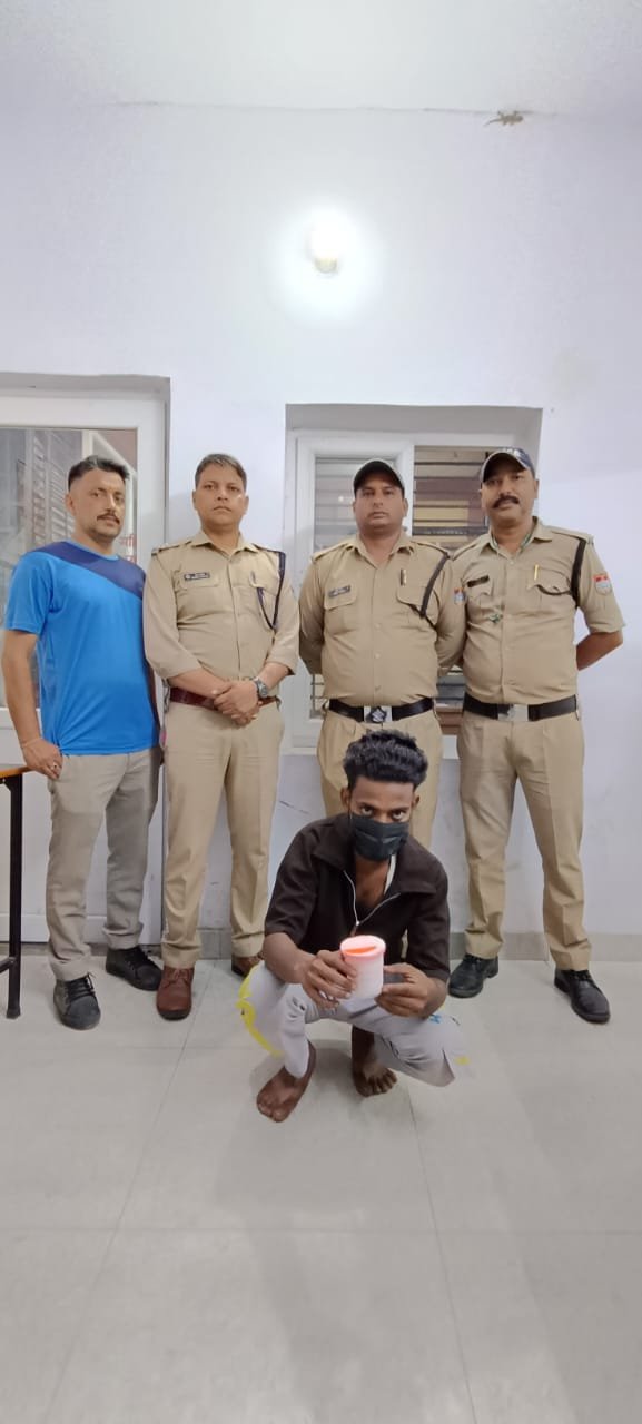 बनभूलपुरा पुलिस ने स्मैक के साथ एक व्यक्ति को किया गिरफ्तार