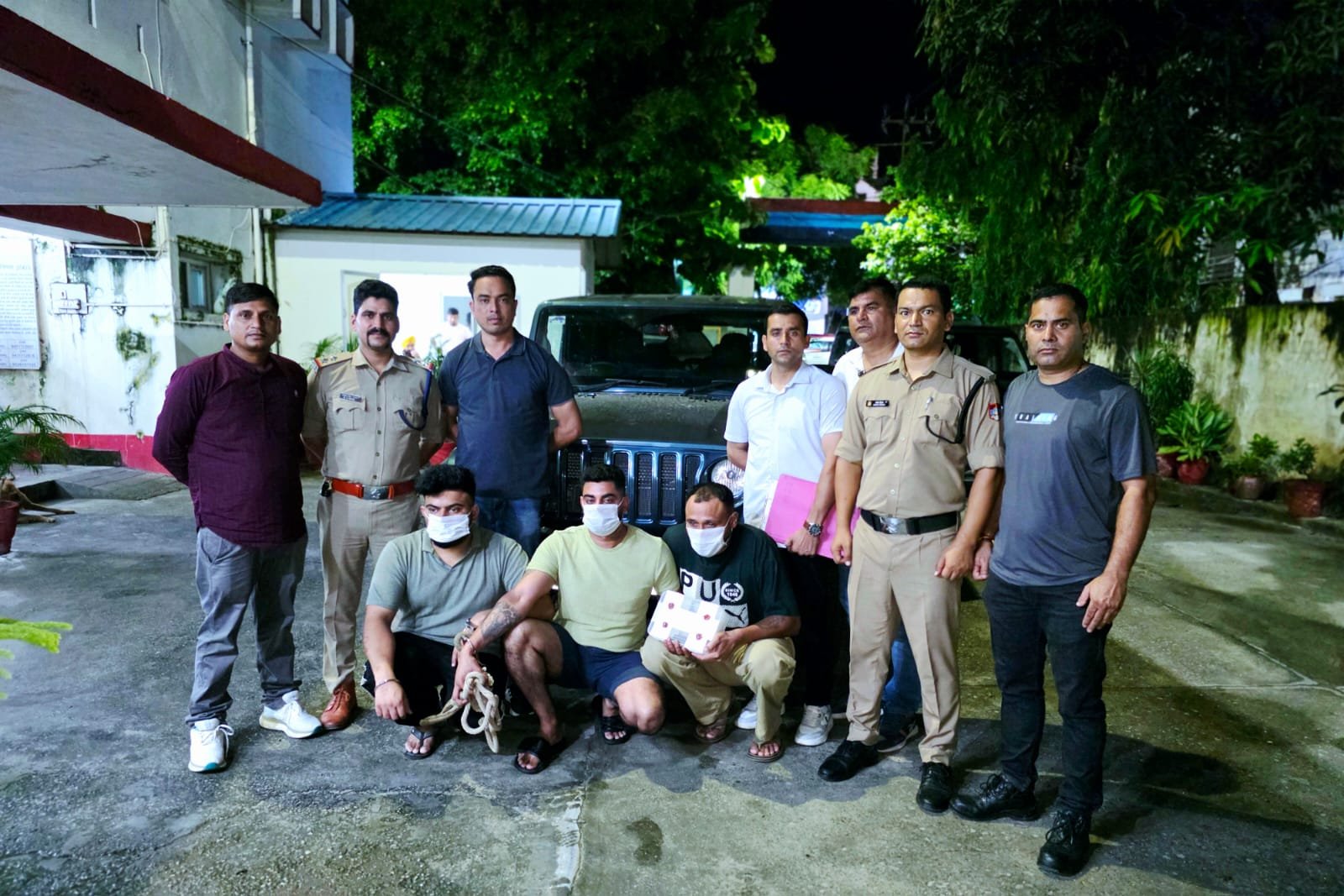 बेतालघाट पुलिस को मिली बड़ी सफलता मुख्य आरोपी अमृतपाल उर्फ पन्नू समेत 3 लोगों समेत 9 लोग गिरफ्तार, घटना में प्रयुक्त देशी पिस्टल व जिंदा कारतूस बरामद