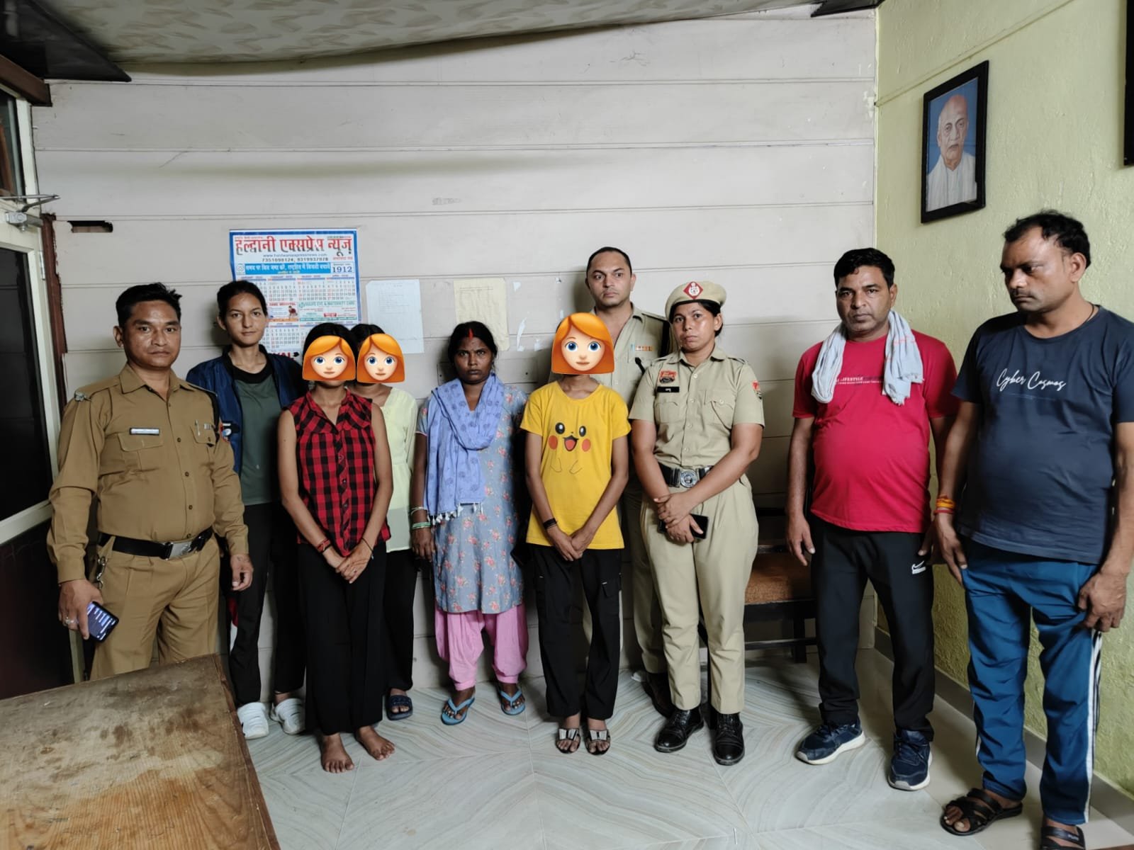 हरियाणा से घर छोड़कर आई थीं नाबालिग बालिकाएँ, मुखानी पुलिस ने किया परिजनों के सकुशल सुपुर्द