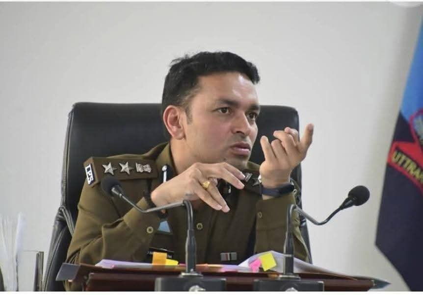 एसएसपी नैनीताल के निर्देशानुसार पुलिस टीम की सख्त कार्यवाही, नशा तस्करों के ठिकानों पर रेड