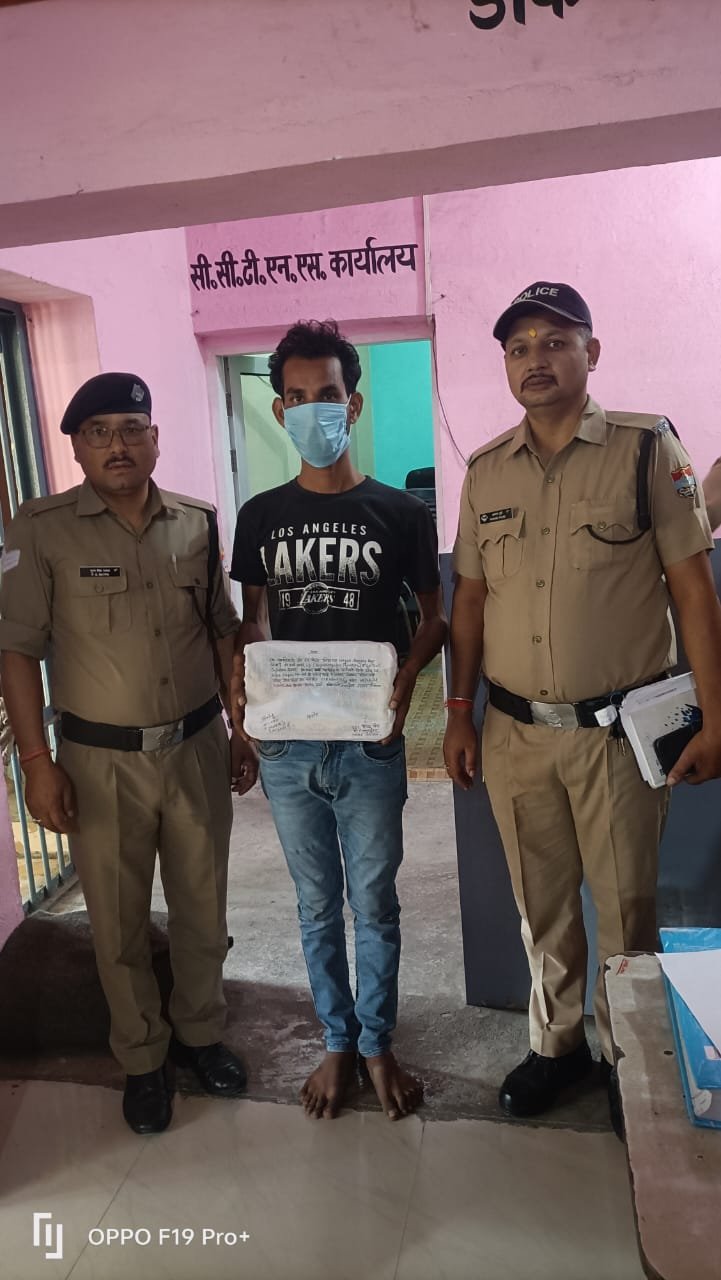 24 घंटे में चोरी का पुलिस पर्दाफाश, वनभूलपुरा पुलिस ने शातिर चोर को माल सहित किया गिरफ्तार