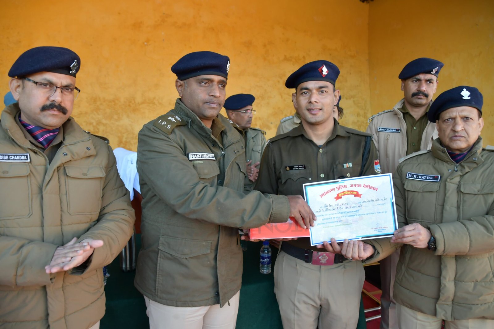 बेहतर पुलिसिंग/परफॉर्मेंस देने वाले 31 पुलिस कार्मिकों को किया गया सम्मानित
