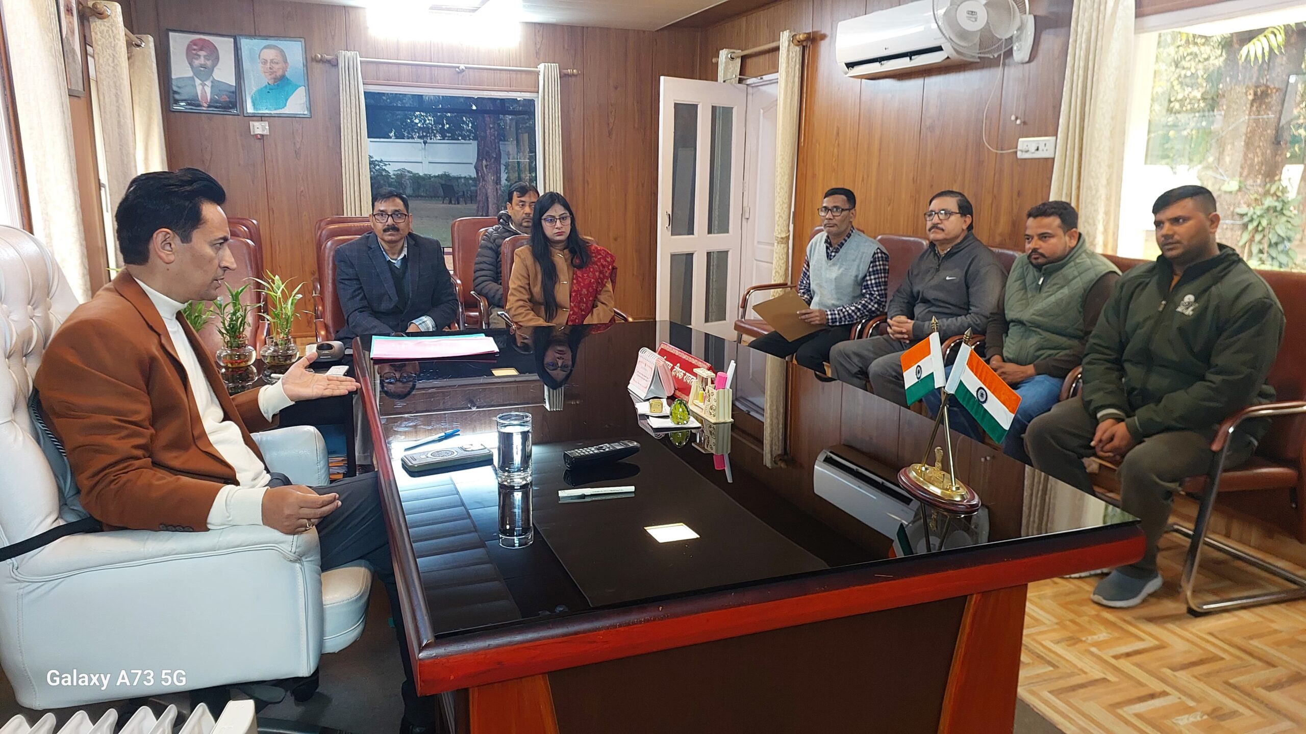 फर्जी दस्तावेज के मामले में कुमाऊं आयुक्त का कड़ा एक्शन, अधिकारियों को कार्यवाही के दिए आदेश