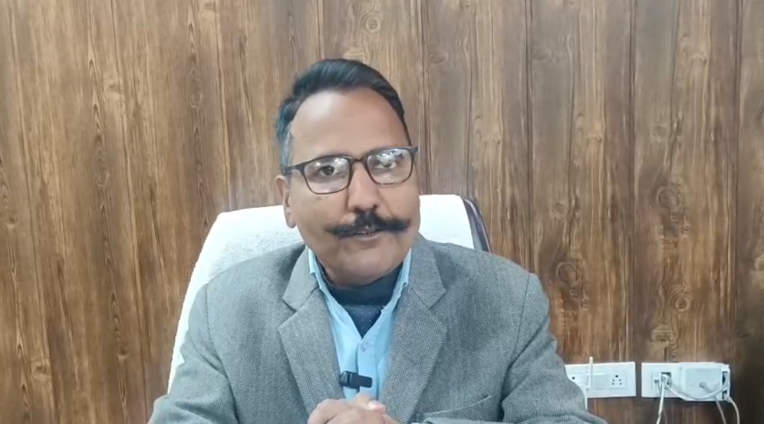 जिलाधिकारी ललित मोहन रयाल ने जनपद वासियों को दी नव वर्ष 2026 की शुभकामनाएं