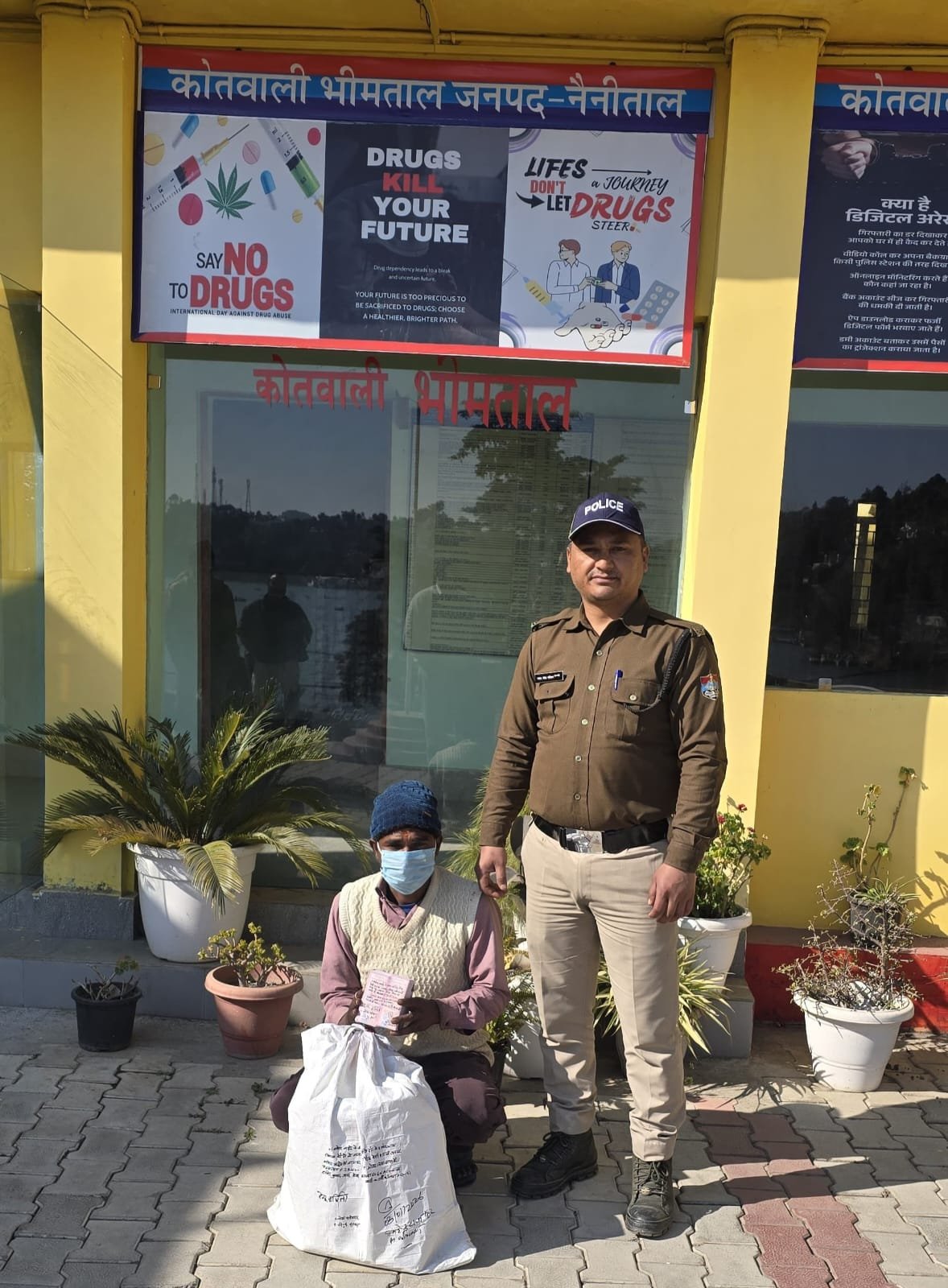 भीमताल पुलिस ने अवैध शराब की तस्करी करते एक अभियुक्त को किया गिरफ्तार
