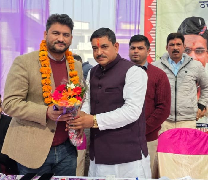 अप्रैल से पहले बढ़ेंगे आंचल दुग्ध उत्पादकों के दाम, दुग्ध संघ की गोष्ठी में लिया गया निर्णय