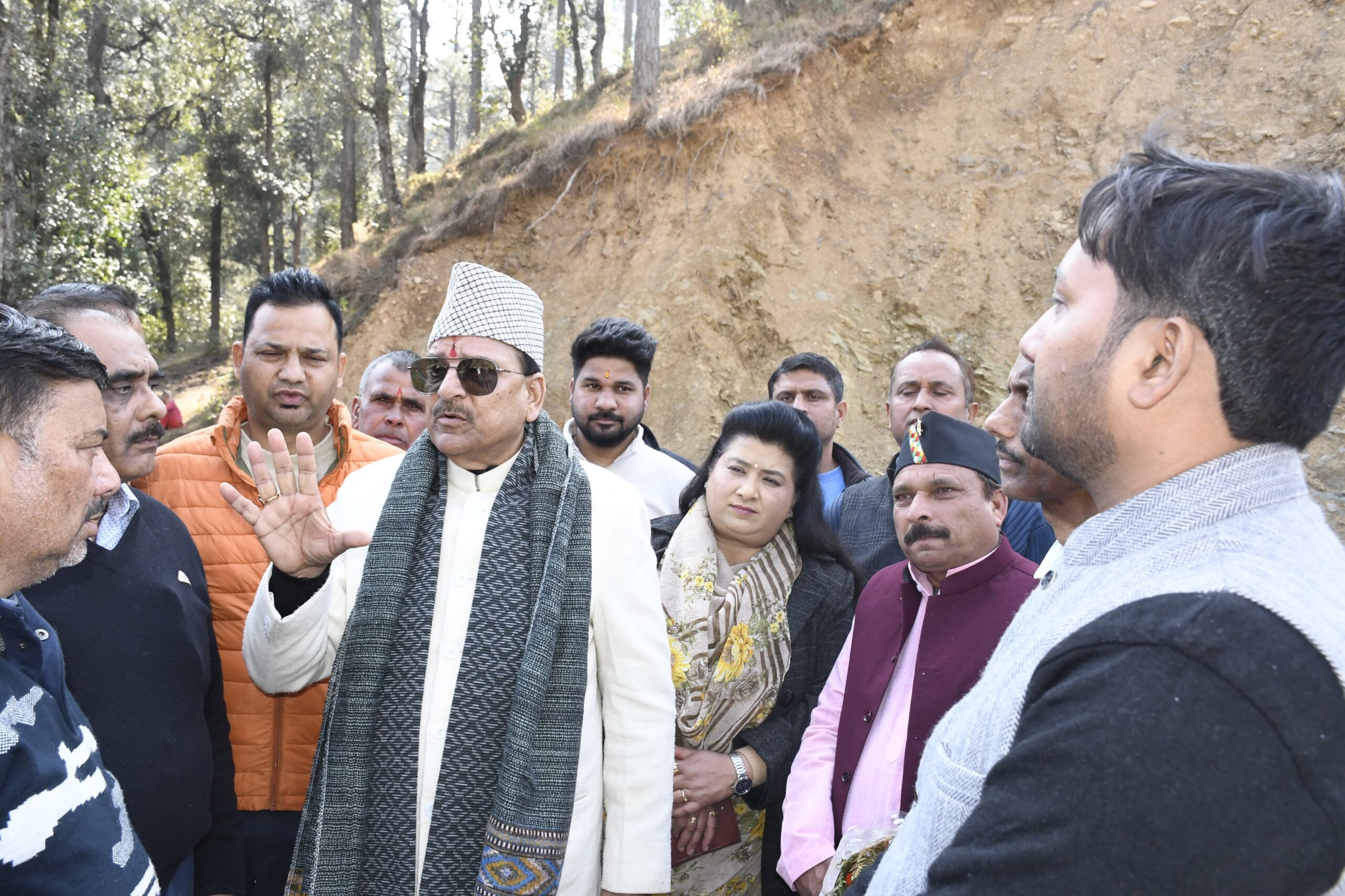 सांसद अजय भट्ट ने भवाली बाईपास पर नव निर्मित पुल व कैंचीधाम बाईपास का किया स्थलीय निरीक्षण