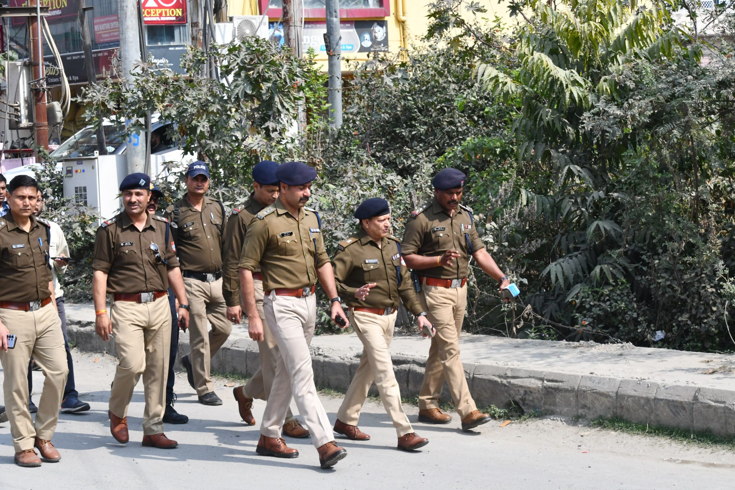 पनचक्की रोड घटना पर बड़ा एक्शन, घटनास्थल का लिया जायजा, भारी वाहनों के आवागमन पर होगा कड़ा नियंत्रण