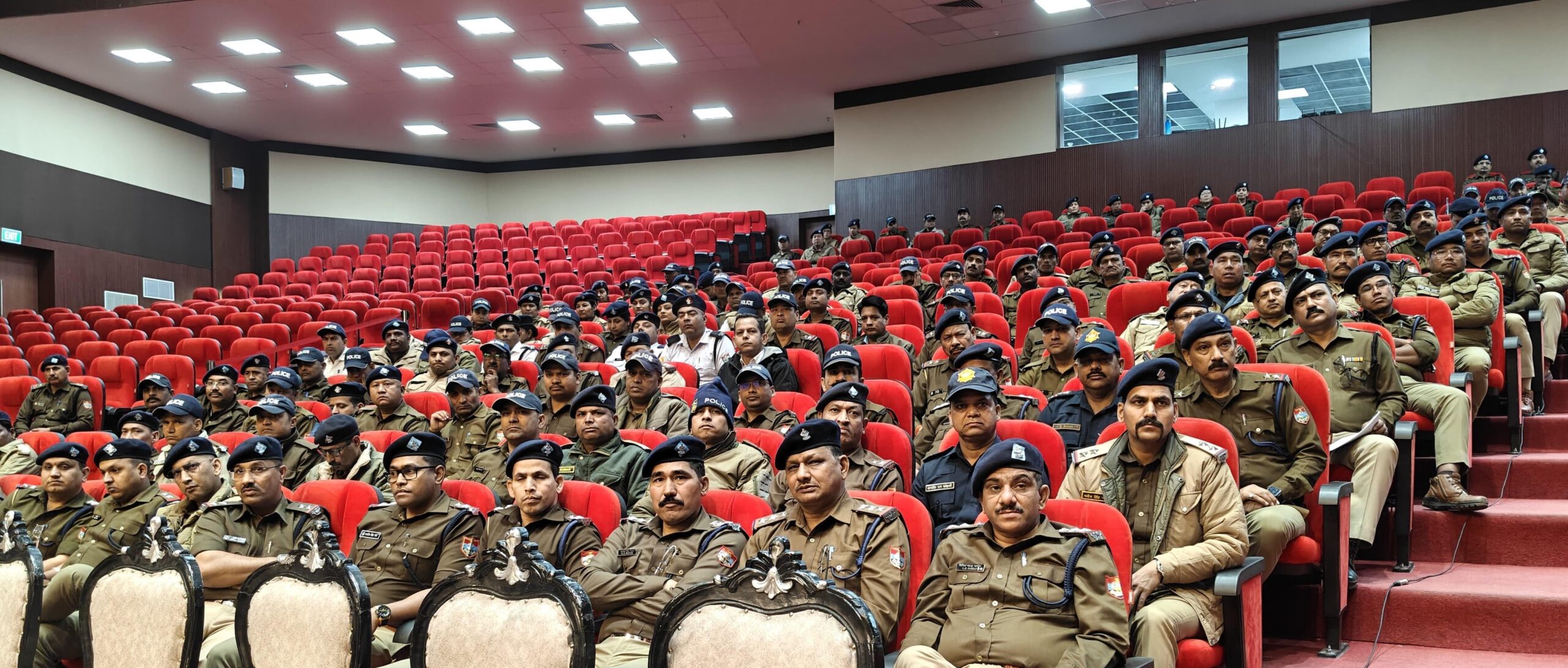 हल्द्वानी शहर में वी.आई.पी. कार्यक्रम के दृष्टिगत एस.पी. संचार नैनीताल ने पुलिस कर्मियों को किया ब्रीफ