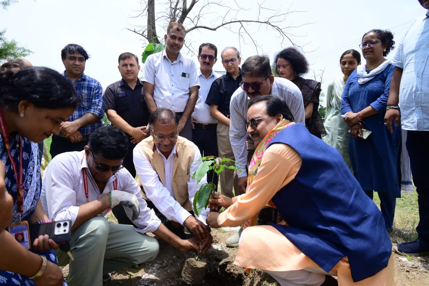 उत्तराखण्ड मुक्त विश्वविद्यालय में हरेला महोत्सव के अंतर्गत सांसद भट्ट ने वृहद वृक्षारोपण अभियान का किया शुभारंभ