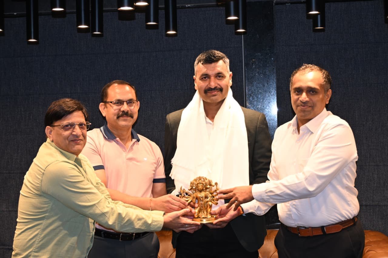 पदोन्नति के बाद नई जिम्मेदारी की ओर बढ़े अपर पुलिस अधीक्षक/क्षेत्राधिकारी हल्द्वानी, नैनीताल पुलिस ने दी भावभीनी विदाई